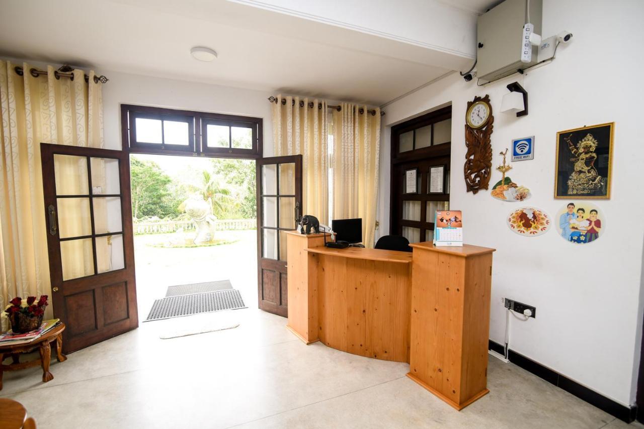 Man Mountain Villa 마탈레 외부 사진